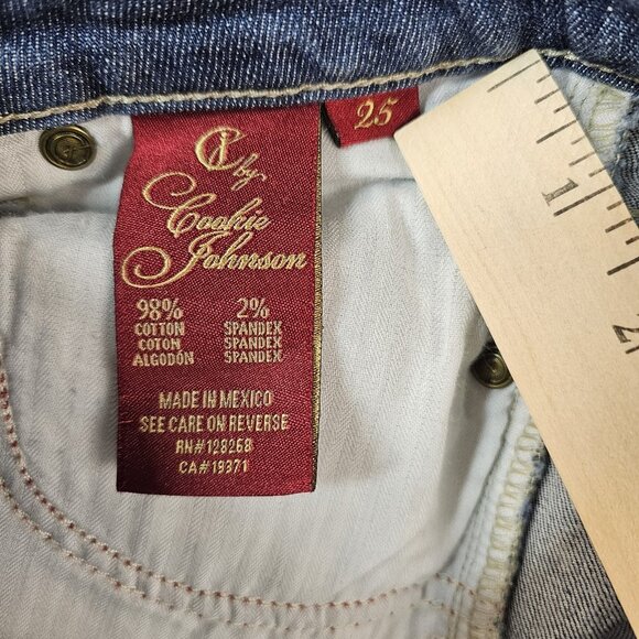 CJ Cookie Johnson Jeans Women 25 Blue Grace Bootcut Med Wash Low Rise Distressed - Picture 4 of 15